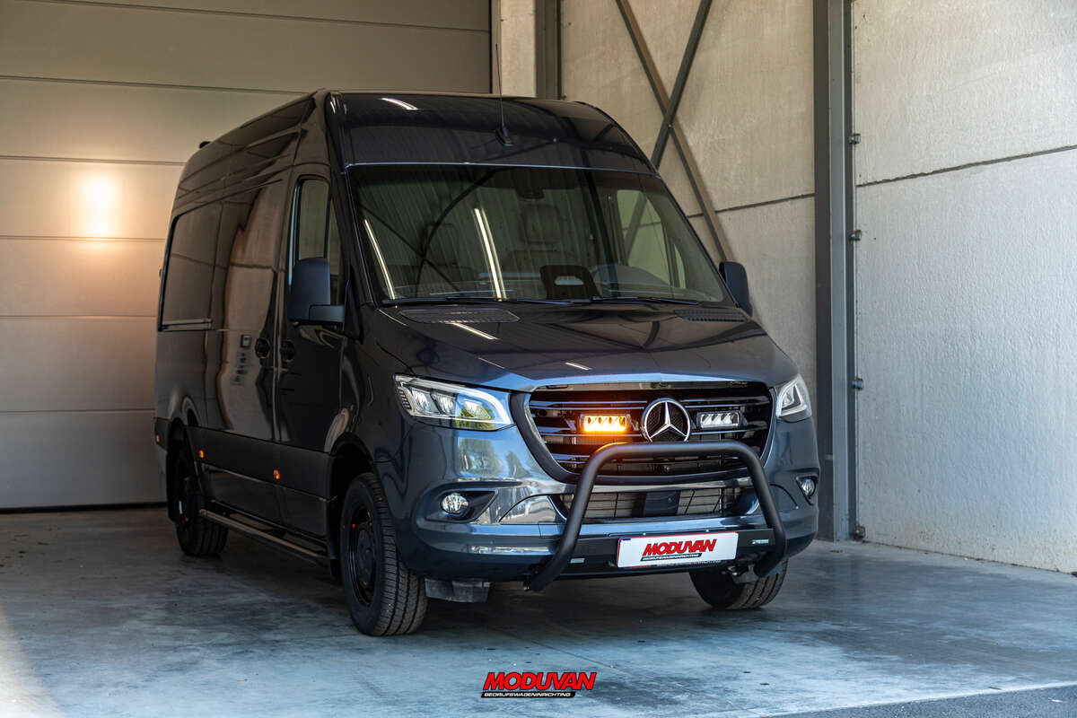20260428 - RFQ26_0848 - Renew - Mercedes Sprinter-LQ-009.jpg