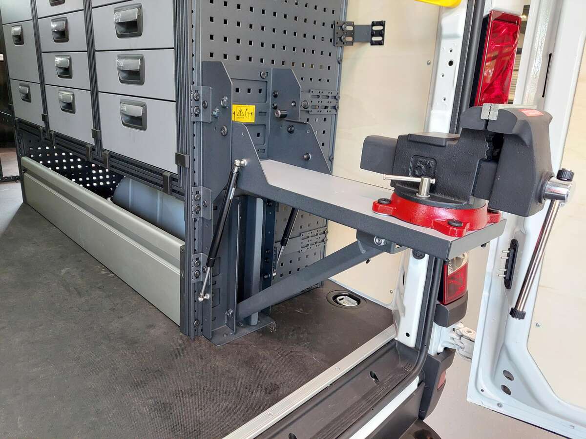 Renewi-iveco-daily (2).jpg