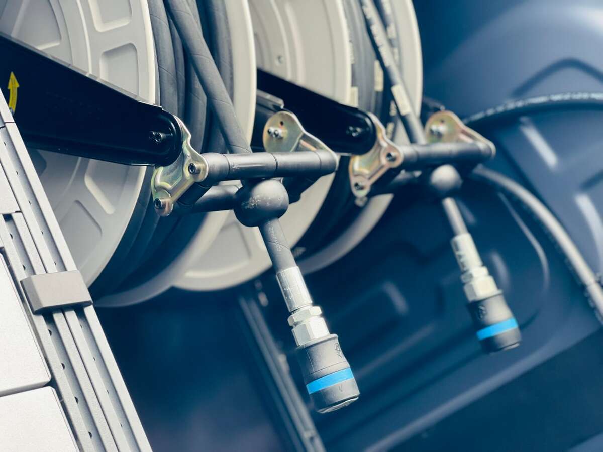 bandencentrale donckers-mercedes-sprinter (14).JPEG