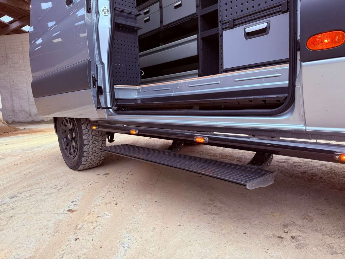 verdonck-aannemingen-mercedes-sprinter-4x4 (6).JPEG