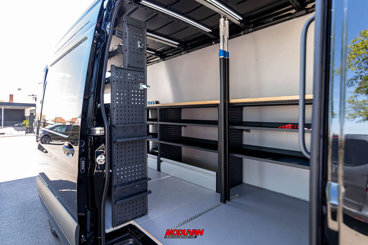 20260427 - RFQ26_0395 - Jurgen Vanhoudt - Mercedes Sprinter-LQ-011.jpg