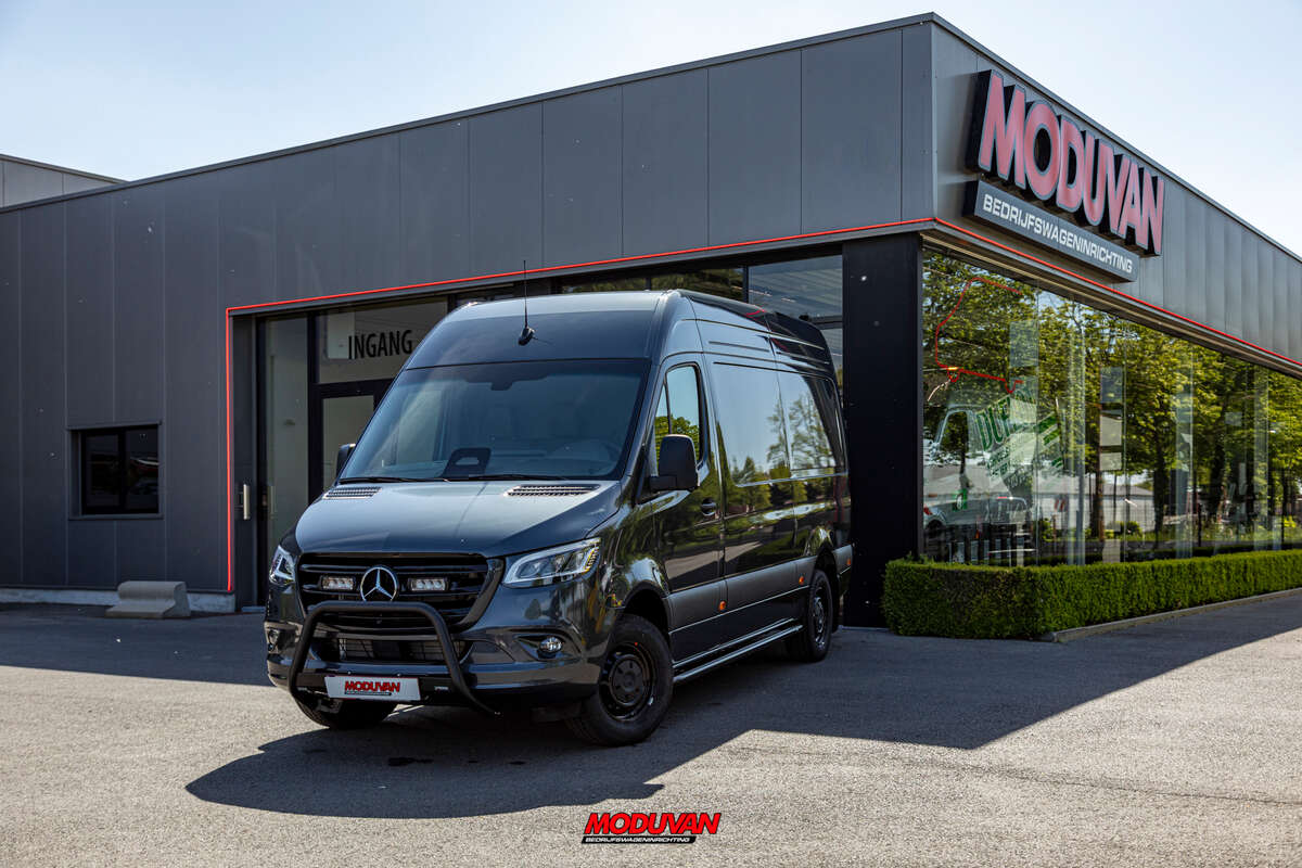20260428 - RFQ26_0848 - Renew - Mercedes Sprinter-LQ-006.jpg