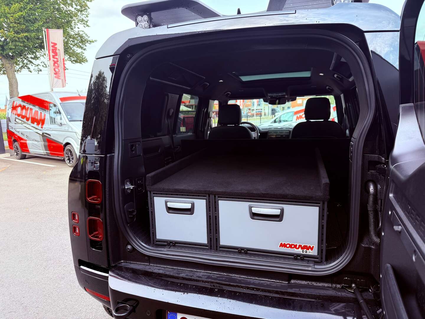 Mobox - Land Rover Defender | Recent opgeleverd | Moduvan